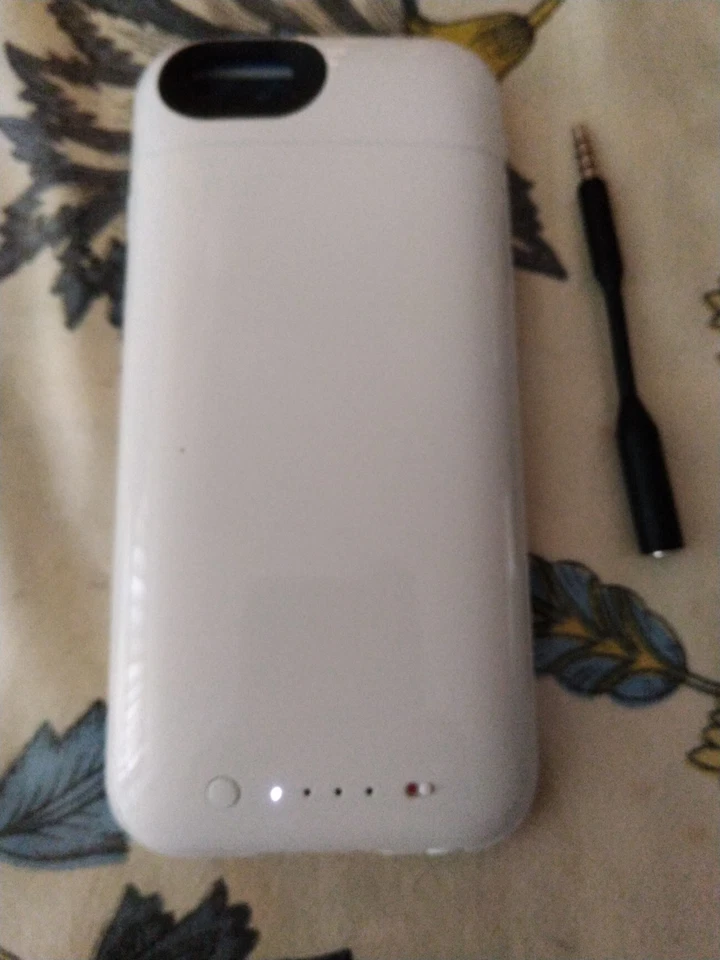 Mophie Juice Pack Capa Bateria iPhone 7 - Lote Punho de Telefone Mármore - Imagem 3 de 4