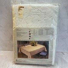 Vintage Quaker Lace Tablecloth White 60x104" New Old Stock Pattern 174-471