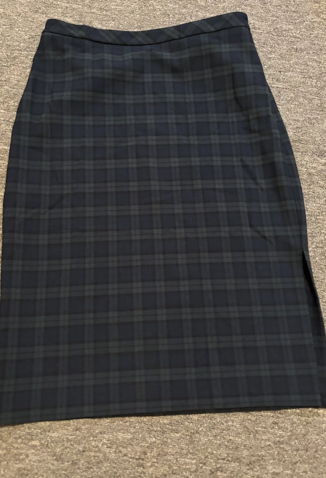Falda estilo lápiz a cuadros escoceses talla 6 Banana Republic nueva con etiquetas Foto 2 de 4