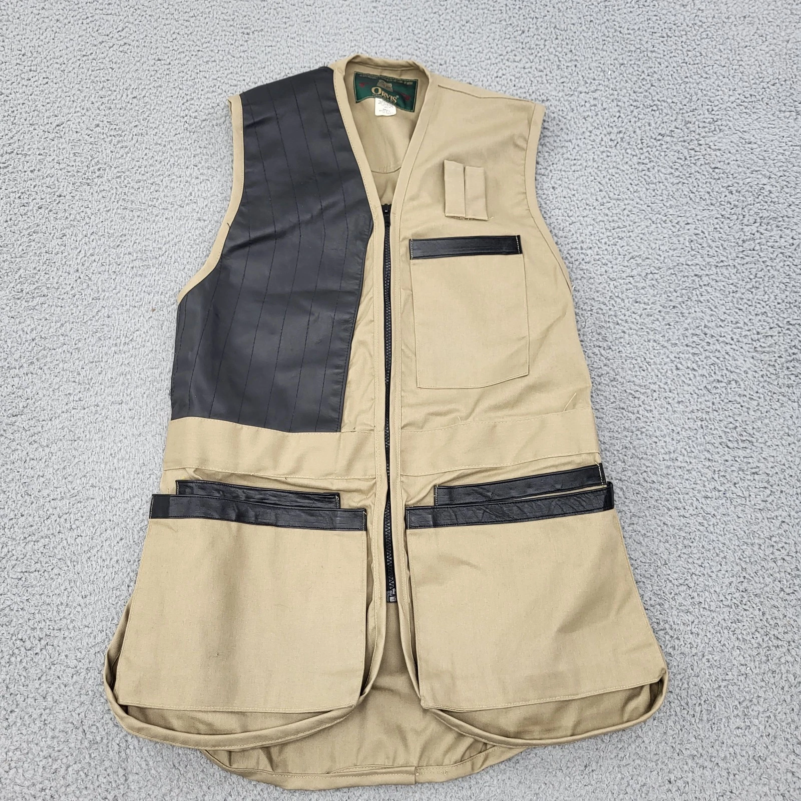 Orvis Fishing Vest Mens Small VTG 90s Canvas Mesh V-Neck Beige Black Zip Pockets