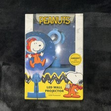 Peanuts LED Wall Projector - HD Crystal Lens 3 Films Included - BRAND NEW