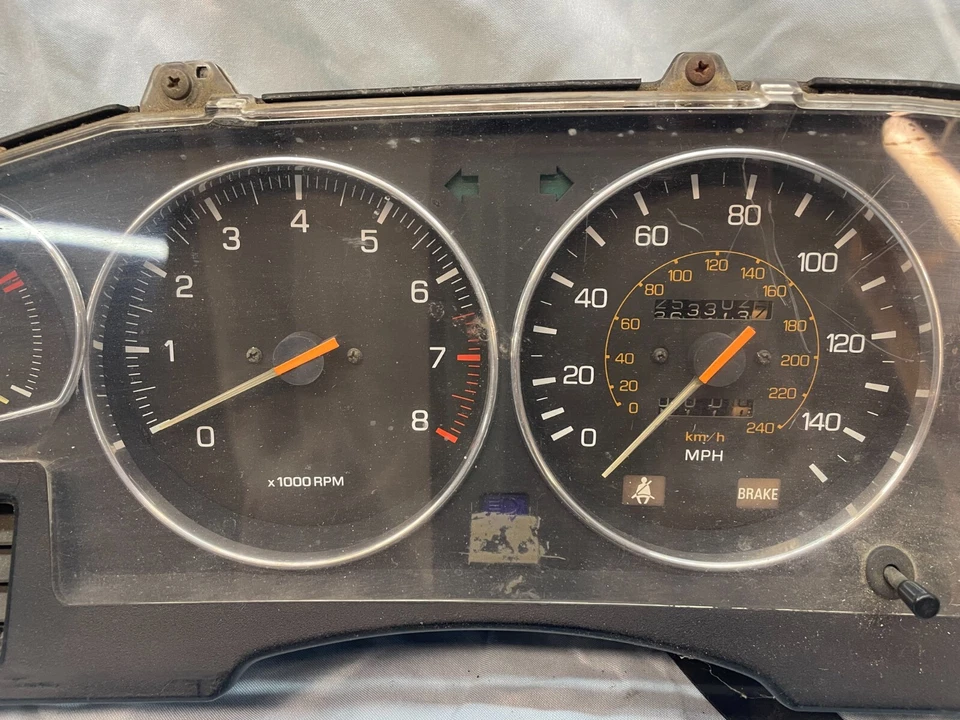 1988 1989 1990 toyota SUPRA INSTRUMENT CLUSTER SPEEDOMETER GAUGES 83010 1B110 - Image 2 of 4
