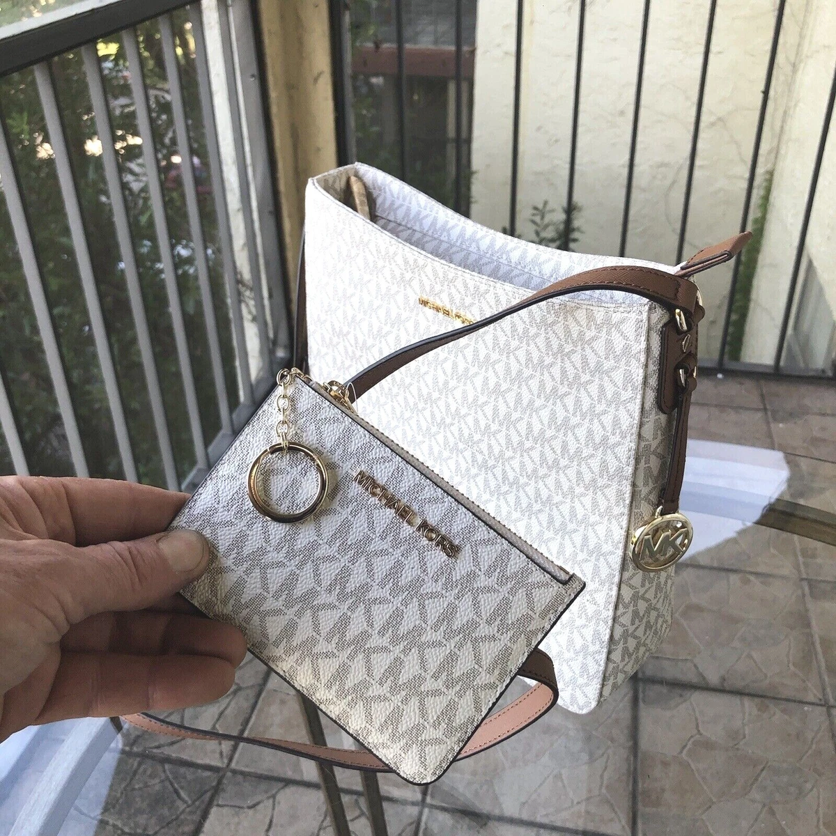 Mk coin top purse keychain