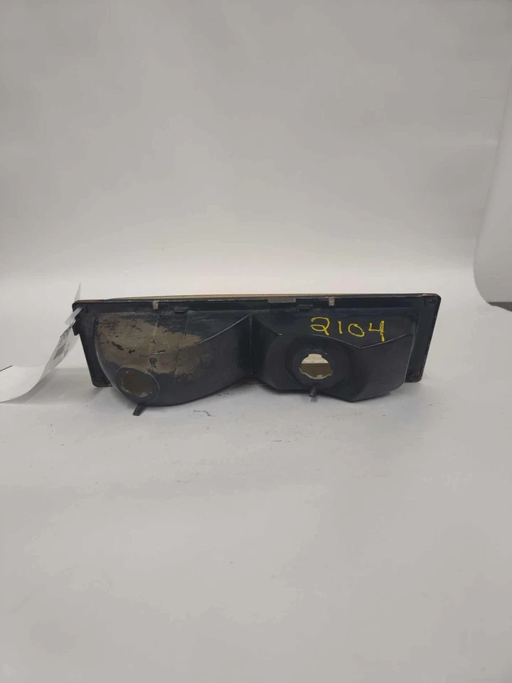 Conjunto de luces antiniebla/marca/estacionamiento/giro izquierda GMC Suburban 1500 1983-88 16506243 Foto 3 de 4