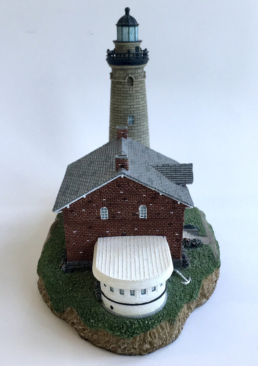 VTG HARBOUR LIGHTS LIGHTHOUSE 2000 FAIRPORT HARBOR OHIO #251