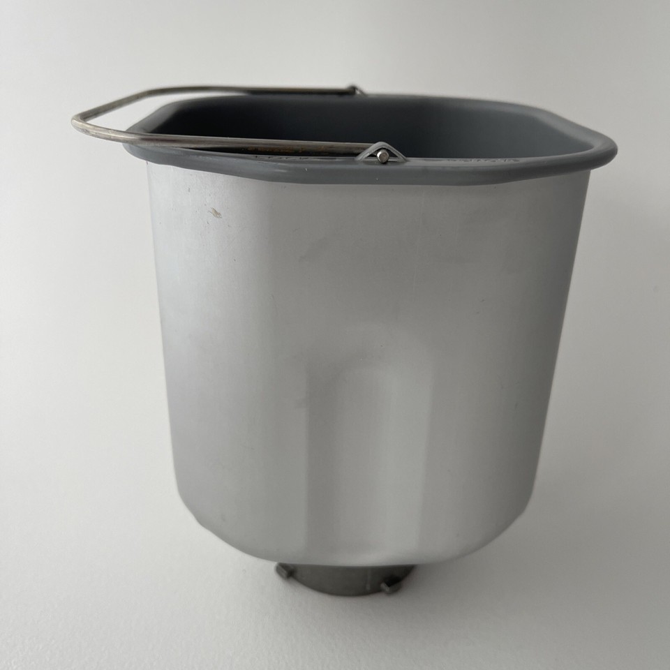 Breadman Bread Maker Machine Replacement Pan and Kneading Paddle for