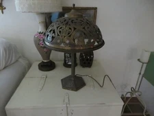 ANTIQUE Bradley & Hubbard Lamp Ornate Pattern Brass or other Metal Signed READ