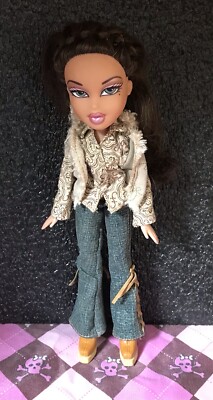 BRATZ 10  STYLE IT!/HAPPY CHIC YASMIN DOLL, ORIGINAL OUTFIT, 2003, GOOD!