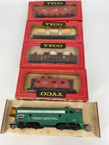 vintage tyco train set
