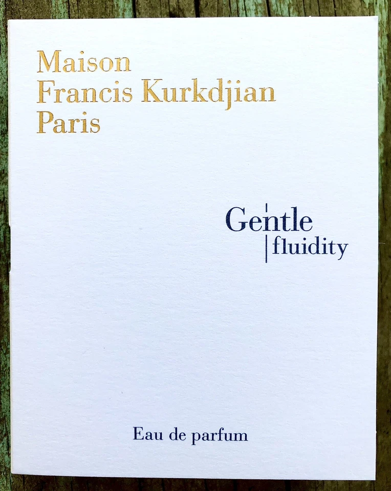 Frasco spray Gentle Fluidity Silver de Maison Francis Kurkdjian 2 ml nuevo sellado Foto 3 de 4