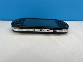 Sony PSP-1000 PlayStation Portable Handheld Console Black w/ Power Cable 2 Games