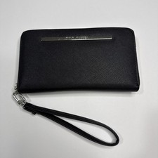 Steve Madden Zip Around Wristlet Wallet Purse...