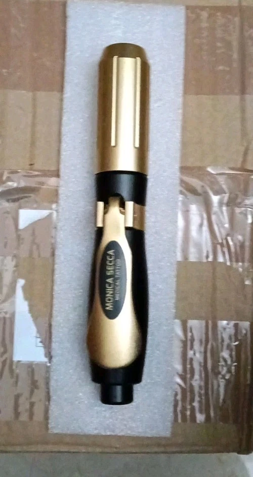 Alimentatore Con Pedale E Cavo Clip Per Macchina Tatuaggi Mast LCD P077 - Usato Come Nuovo