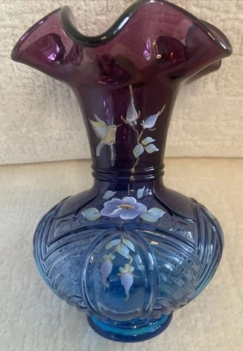 VTG Signed Fenton Indigo-Purple Ruffled VASE  Floral/Hummingbird 8” Immaculate