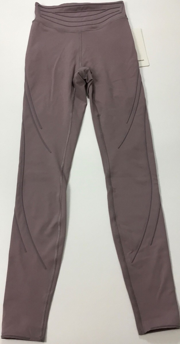 今週限定値下げ　新品lululemon Commission10インチ lululemon Align™ HR Pant 28