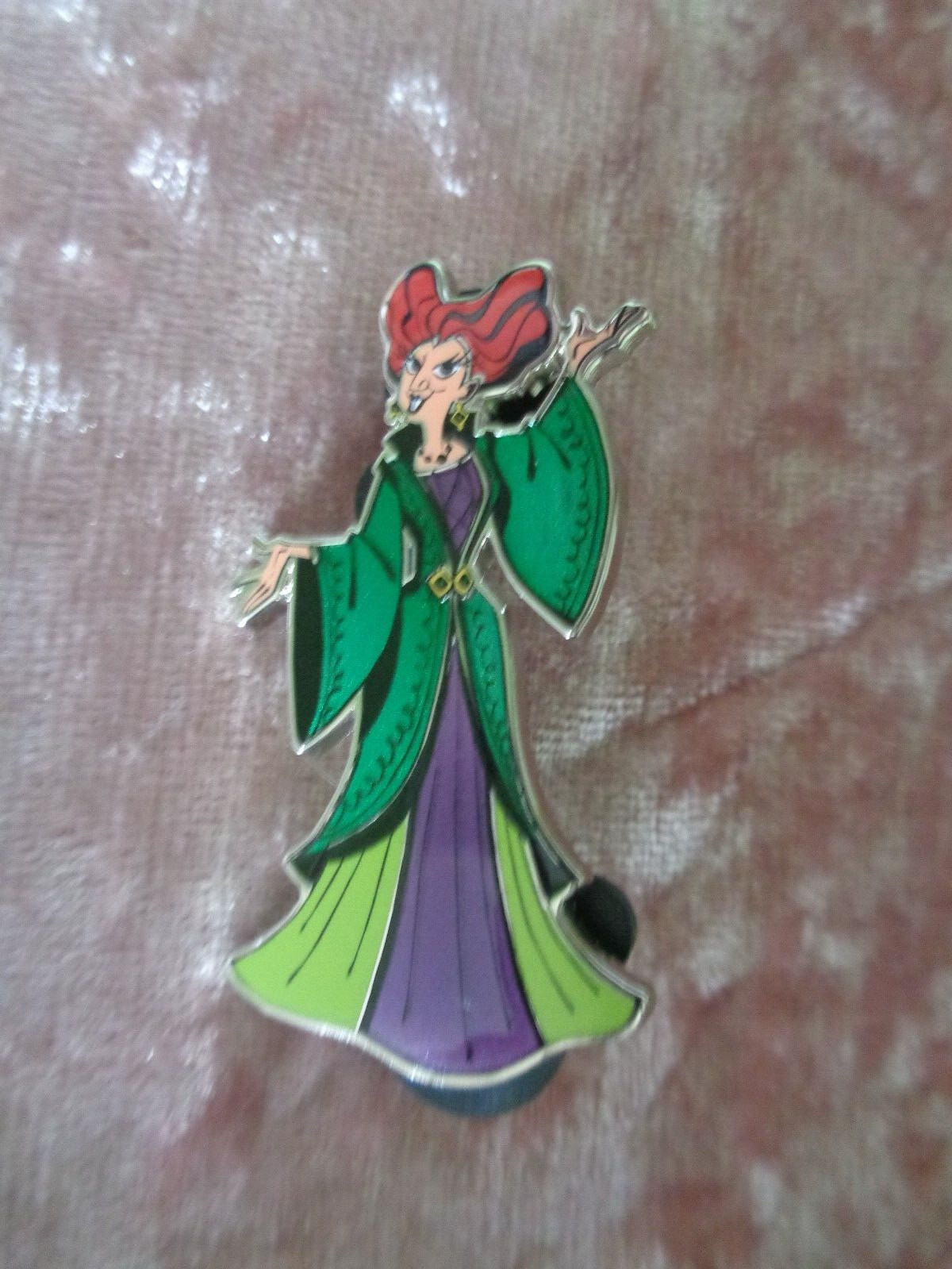 Disney - Hocus Pocus - Villain Spelltacular - Winifred - Mystery Box Pin