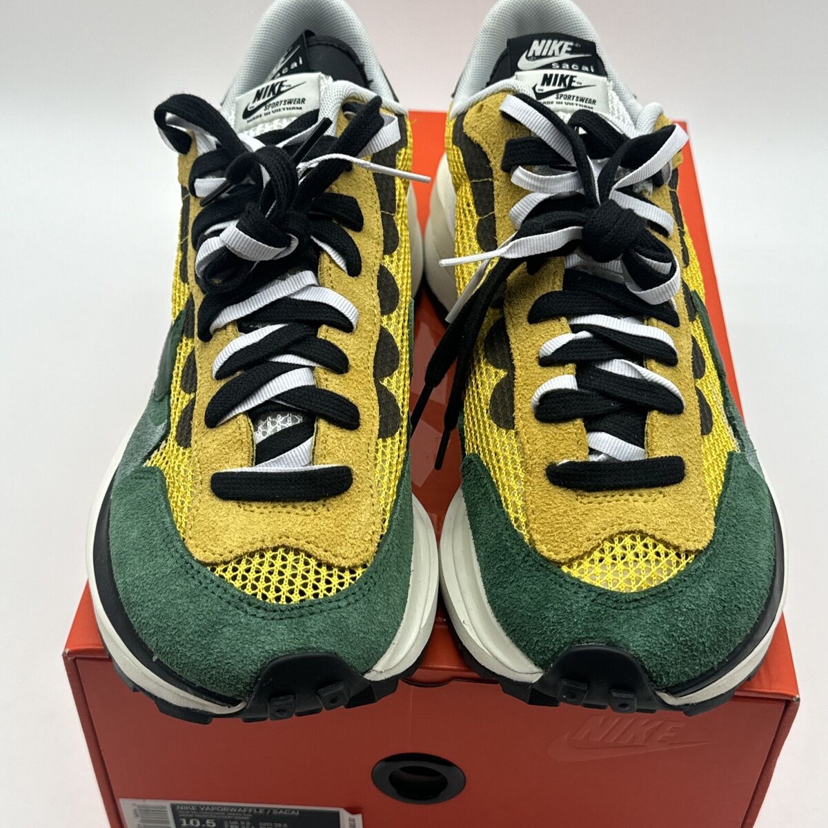 Size 10.5 - Nike VaporWaffle Sacai Tour Yellow Green Size 10.5 - Nike VaporWaffle Sacai Tour Yellow Green