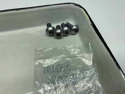 Yamaha XV950 XVS950 Bolt (1) 13 KOTFLÜGEL  Halter Schrauben Fender Bracket Bolts