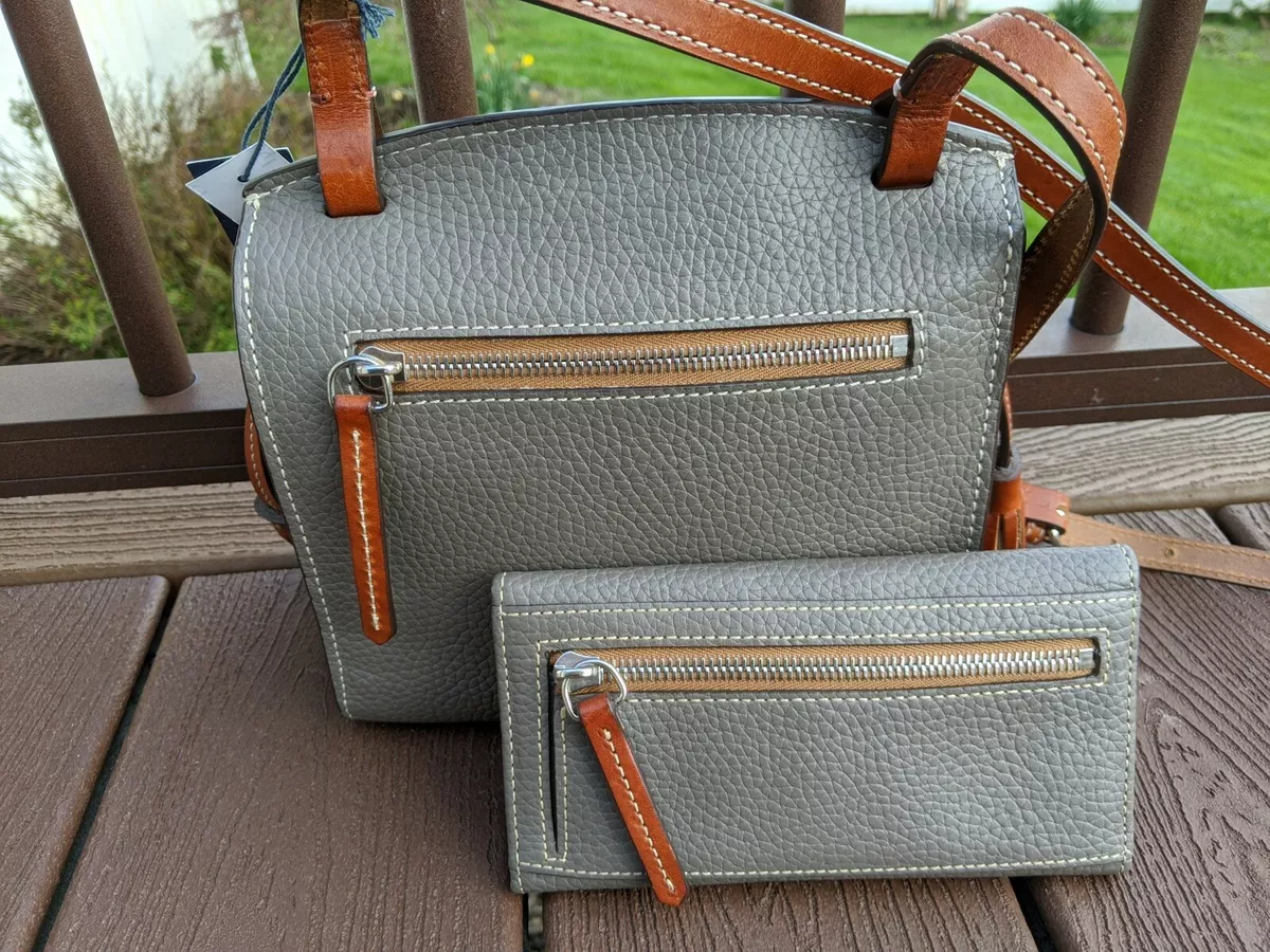 Dooney and bourke crossbody clutch shop