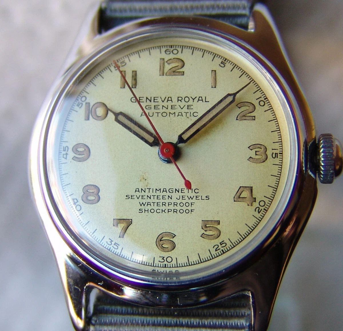 Military royale deals automatic watch