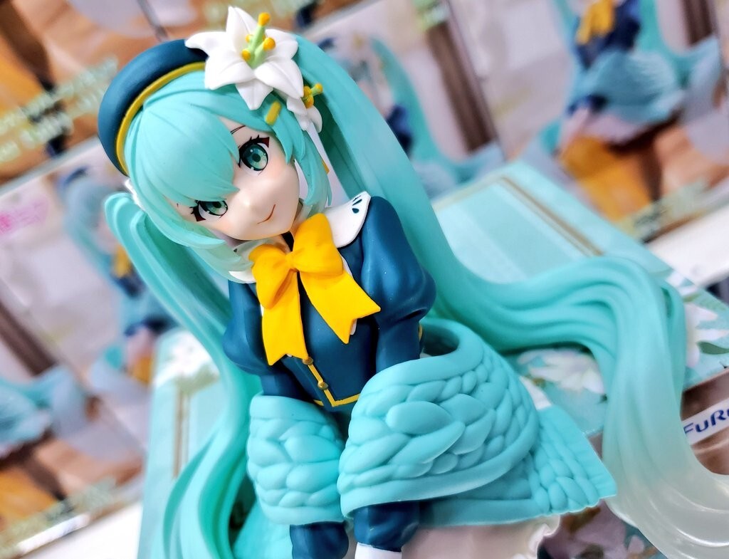 FuRyu Prize Hatsune Miku Noodle Stopper Figure Flower Fairy Lily
