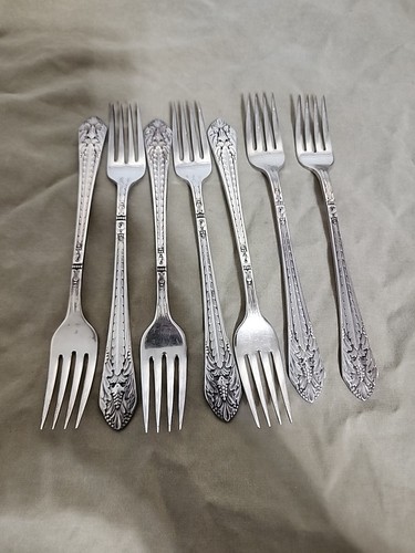 7 Pc. Lot Of 1847 Rogers Bros IS Marquise Pattern 7" Long Luncheon Forks
