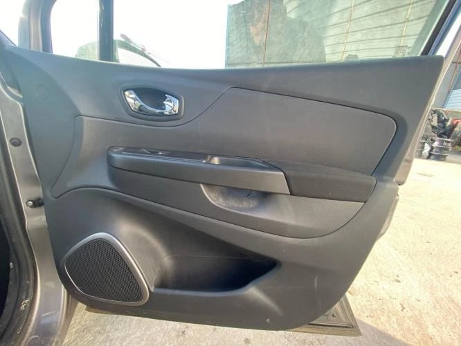 Interieur complet RENAULT CAPTUR 1 PHASE 1 886516774R K9K_646 - Photo 3/4