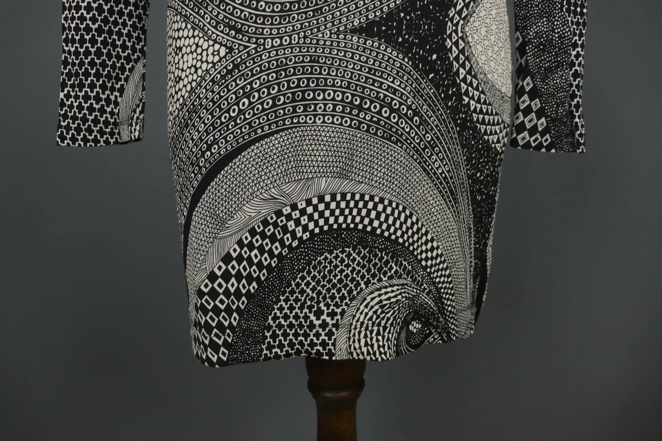 Vestido Vaina MISS SIXTY Negro Blanco Geométrico Cuello Redondo Manga Larga Talla M/L Foto 4 de 4