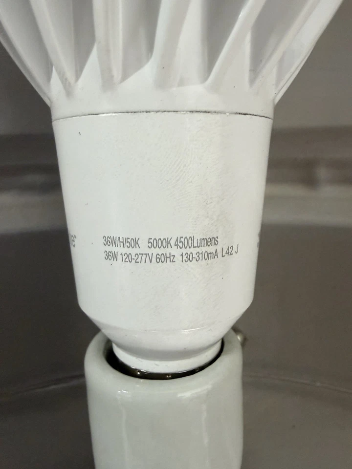 Lámpara colgante de barril de cerveza industrial - Lámpara de techo de acero inoxidable Foto 2 de 4