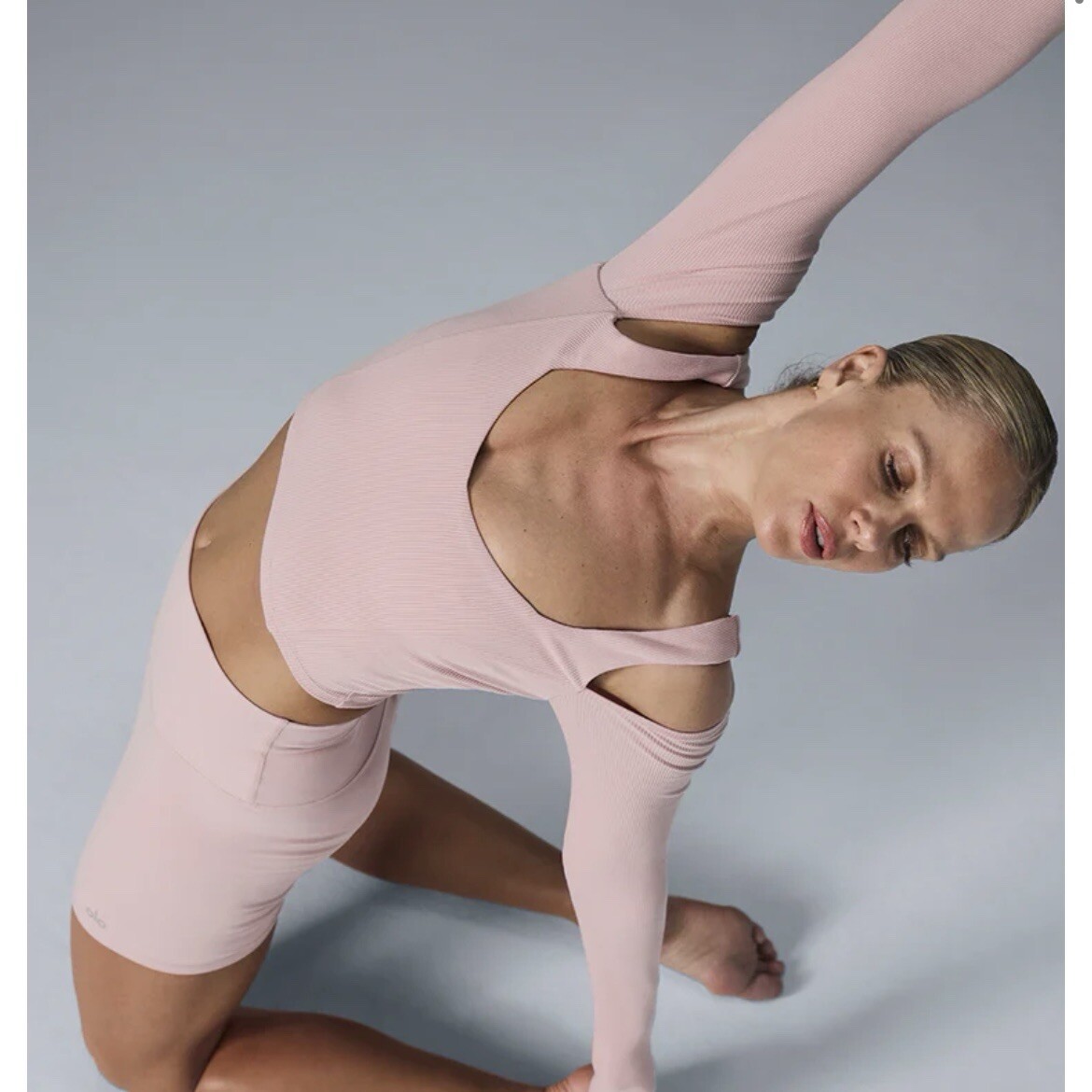Alo Ribbed Cropped Butterfly Long Sleeve NWT Ballet Pink Size S | eBay