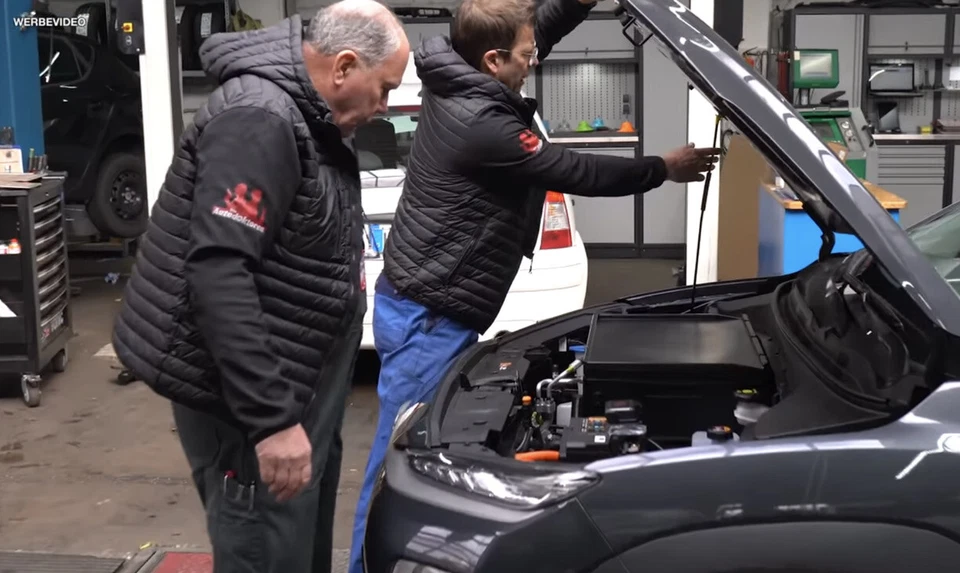 Kia Soul EV Frunk Transportbox Zubehör - Black Edition - Made in Germany - - Bild 2 von 4