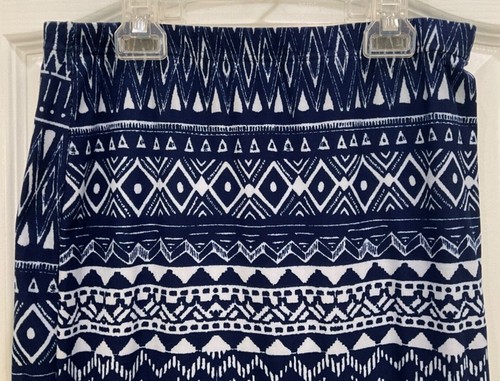 Hot Kiss Womens Skirt Size M Blue White Geometric Elastic Waist 163 - Picture 2 of 7