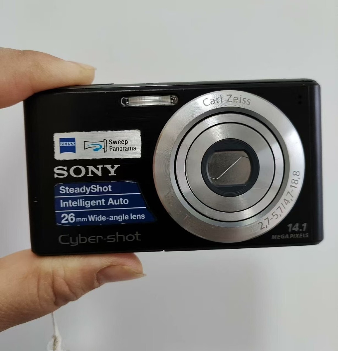 デジタルカメラ SONY Cyber-shot DSC-W530 BLACK Sony Cyber-shot DSC-W530 14.1MP Compact 4 x Optical Zoom Digital