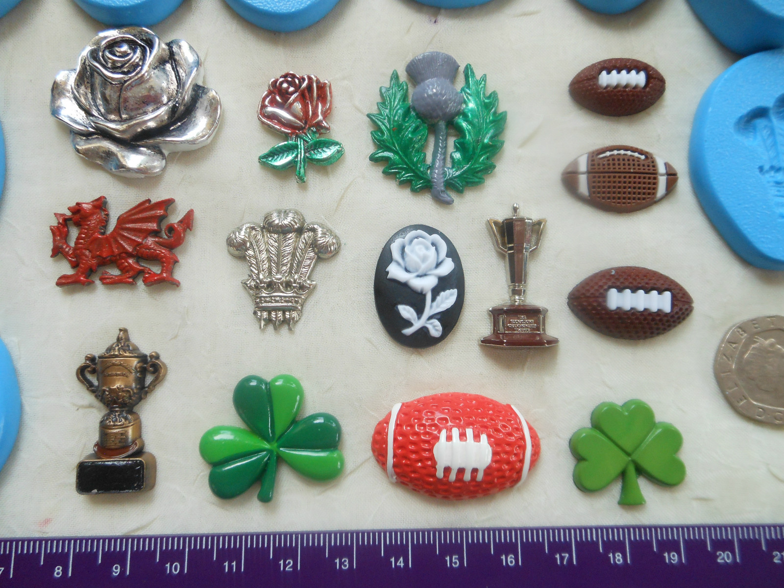 1x Mini Craft Mould: RUGBY SPORT Themed (Clay Resin Cupcake Wax Fondant ...