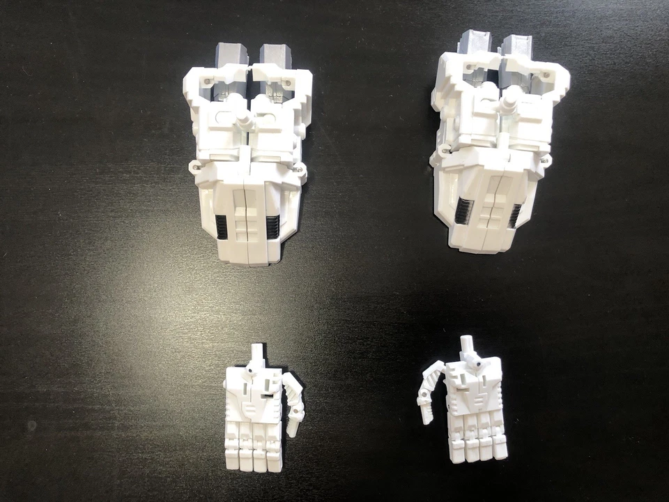 Transformers Combiner Wars Superion- Complete With Quickslinger And Upgrade Kit - Image 4 of 4