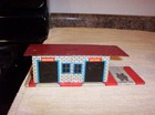 VINTAGE TIN LITHO " WELCOME SERVICE STATION " COIN BANK - PLUS MORE — photo 4