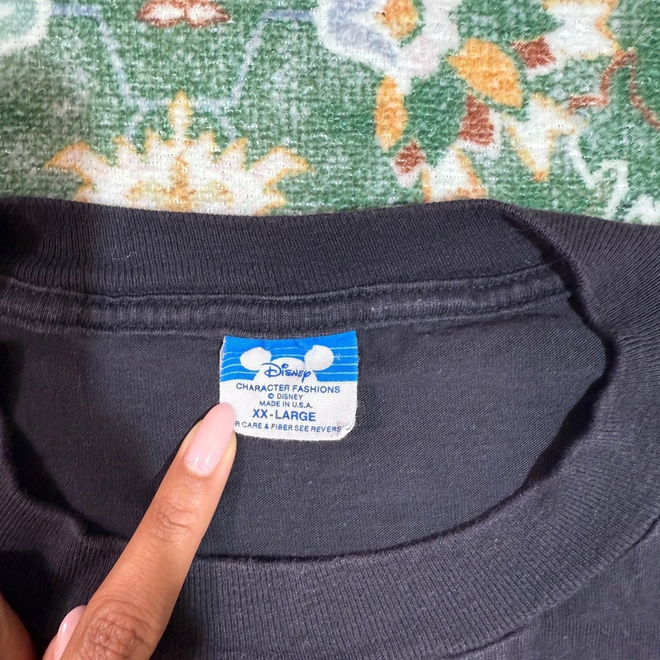 Vintage Disney Mickey Mouse Germany Graphic T-Shirt Character Fashions XXL - Image 3 of 4