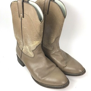 the fox tan boots