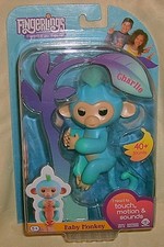Fingerlings Two-Tone Baby Monkey Charlie