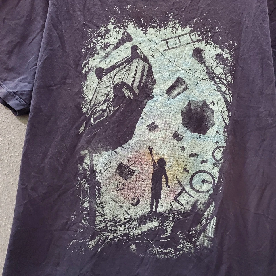 Gravity Play 男式 T 恤 2XL 蓝色 Magic Power 图形短袖圆领 T 恤 — 第 2/4 张图片