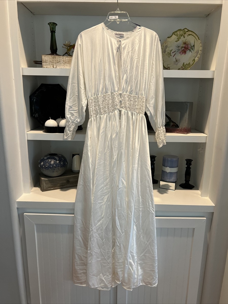 Vintage 60s 70s Vassarette White Lace Nylon Night Gown
