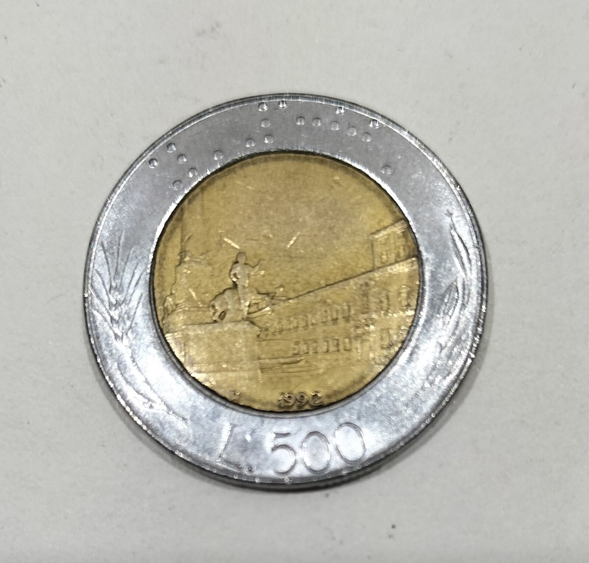 L.500 Italian Coin - 500 Lire Coin - 1982 to 1995 1992 yaer with