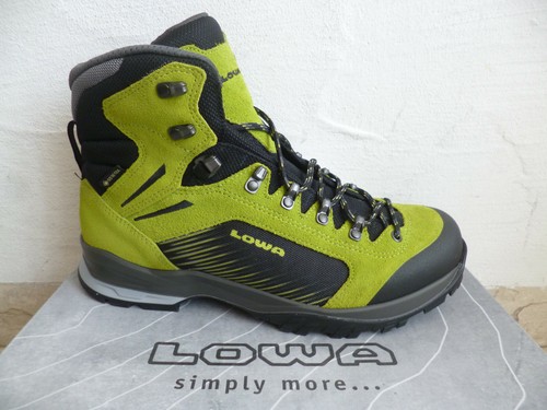 LOWA Vigo GTX Walking Hiking Boots 