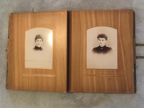 Antico album fotografico in pelle pieno fiore chiusura ottone scheda armadio - Foto 12 di 21