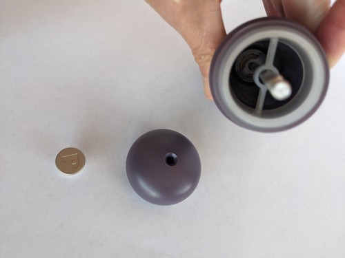 RARE Le Creuset 8" Pepper Mill Shakers Cassis Purple - Picture 6 of 7