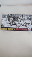 German Soldiers Exit Soldiers - Smoke Units No. 8033 1/72 Scale on Sprue