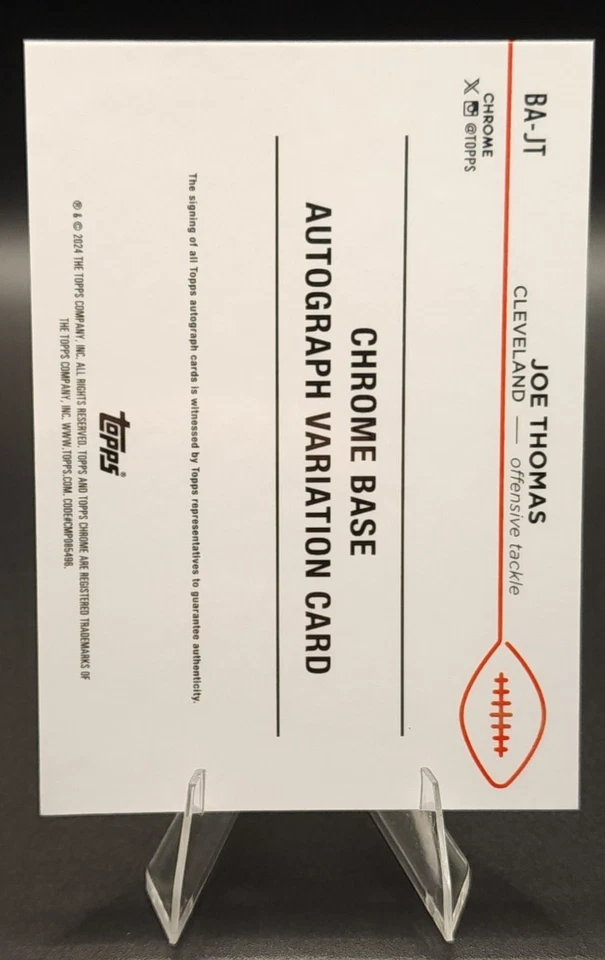 2024 Topps Cromo Zafiro Joe Thomas Automático Naranja/25 Cleveland Browns LIMPIO🔥 Foto 2 de 2