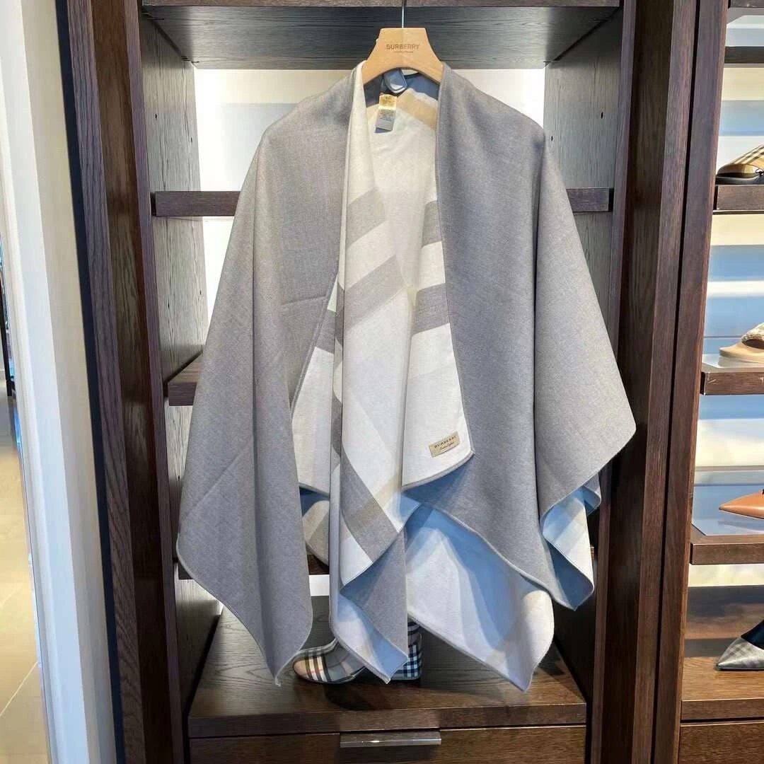 NEW BURBERRY GRAY "CHARLOTTE" REVERSIBLE CHECK PONCHO CAPE JACKET
