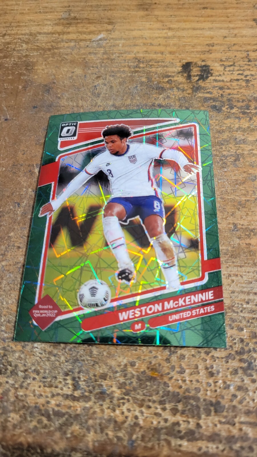 2021-22 Donruss Optic Soccer Weston McKennie Green Velocity Prizm #167