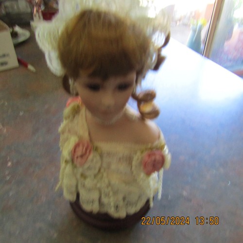 Beautiful Porcelain Head of Doll Revolving Wood Base Plays Music 26cm Tall - Picture 2 of 10